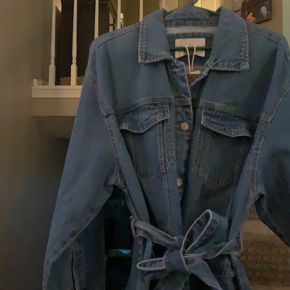 Jean jacket - Picture 2 of 4